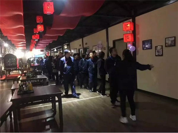 雙十一_酒_任性！全場半價，西安這家店也是拼了！211.jpg